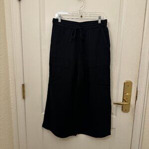 NWOT Universal Thread Black 100% Cotton Gauze Cropped Pants Size Medium